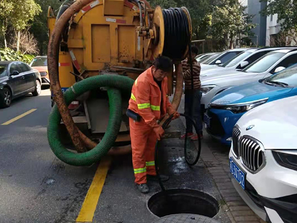 赫山排污管道清淤